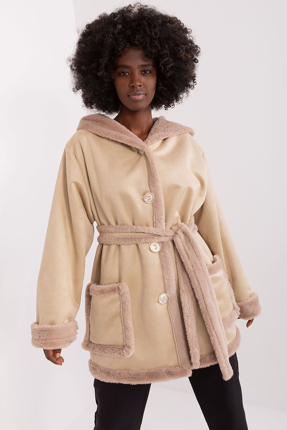 Coat model 191134